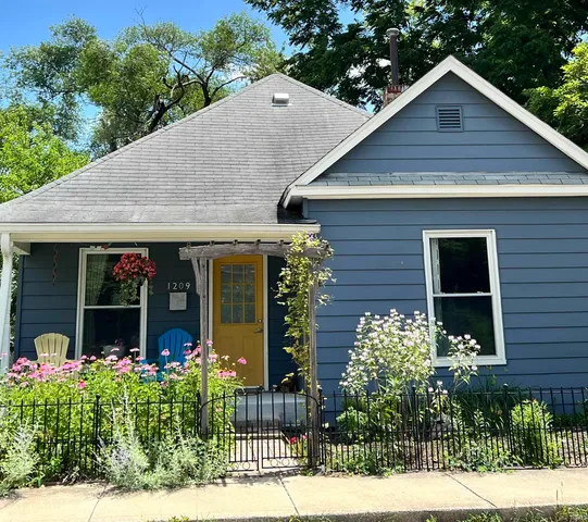 $245,000 | 1209 South Madison Street, Bloomington, IN 47403