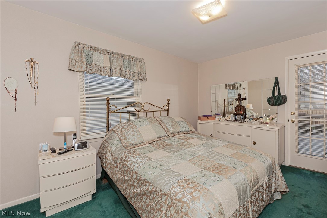 1401 Sunview Road Lyndhurst, OH 44124 - Photo 25 of 34