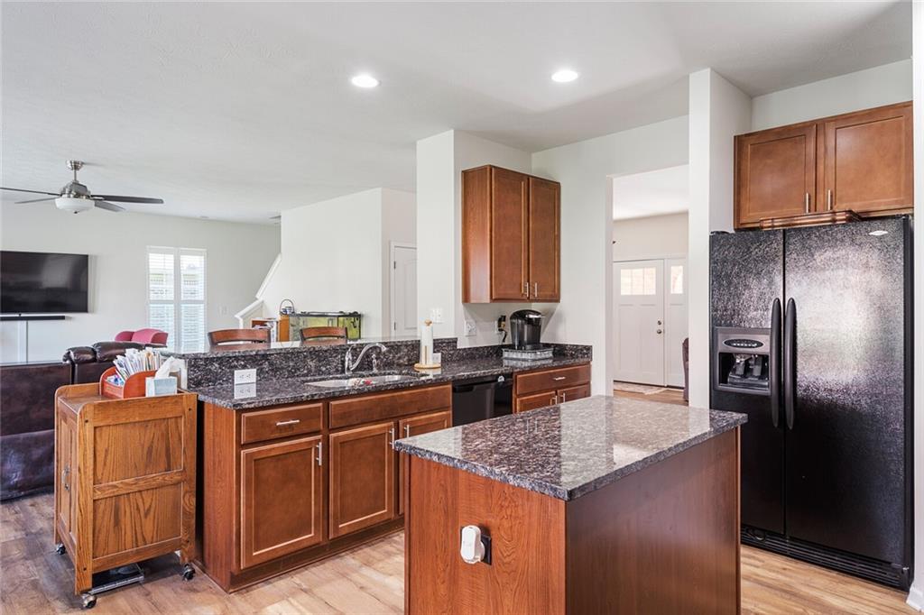 7142 West Ridge Run Way Greenfield, IN 46140 - Photo 4 of 19 Gallery Image 4