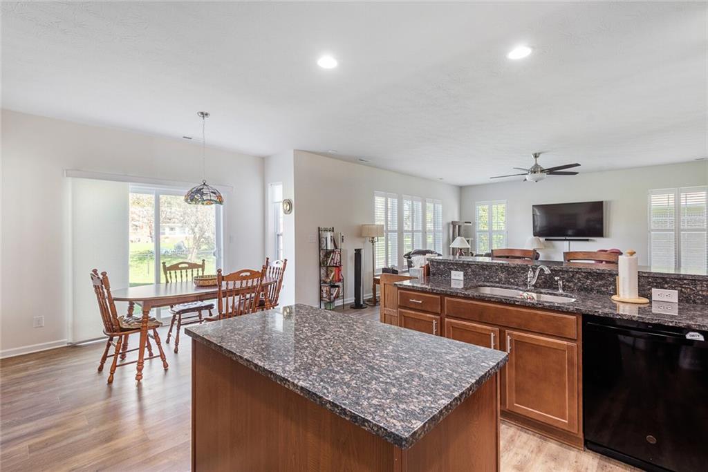 7142 West Ridge Run Way Greenfield, IN 46140 - Photo 5 of 19 Gallery Image 5