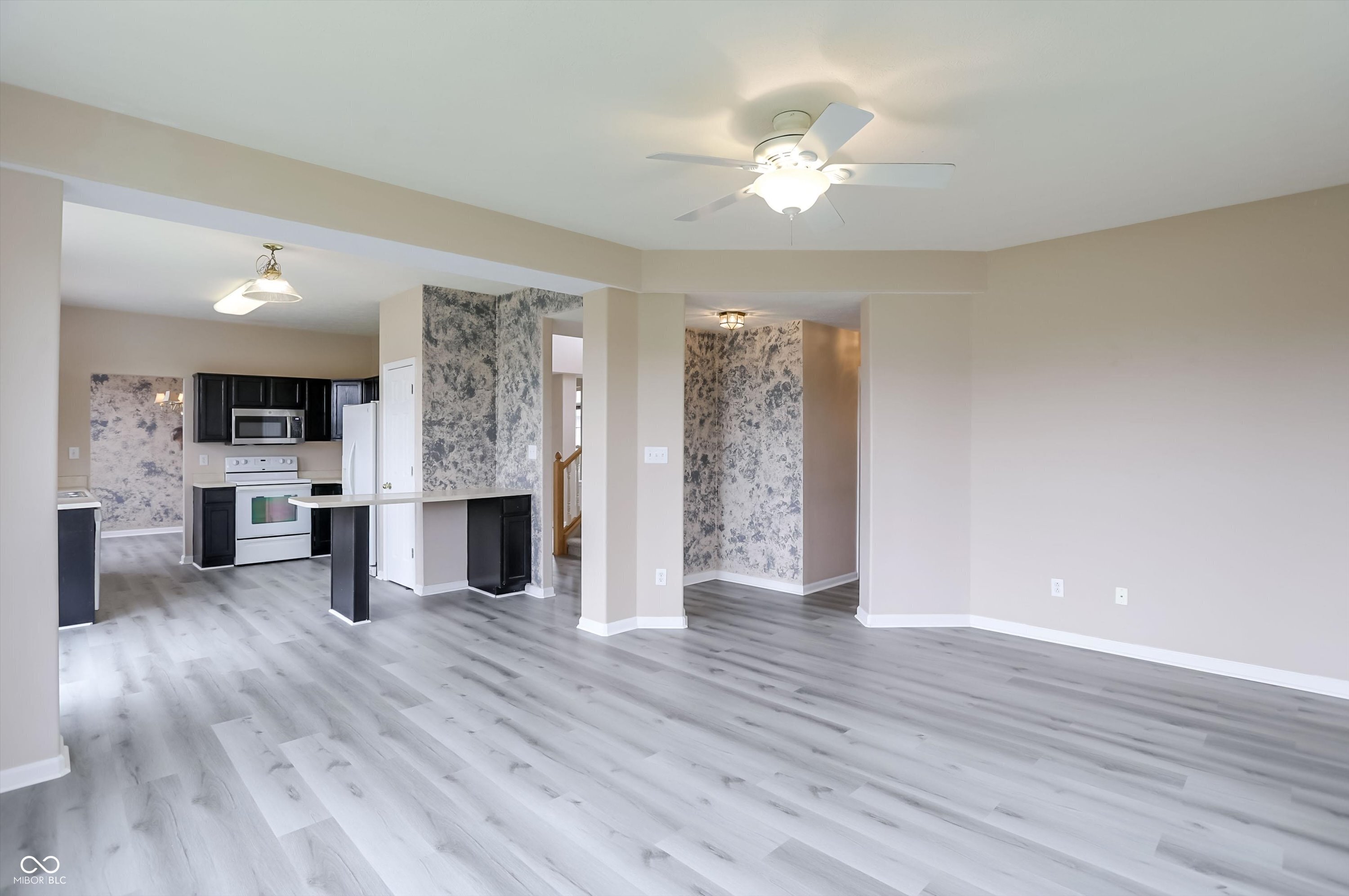 10611 Eric Court Fishers, IN 46037 - Photo 12 of 39