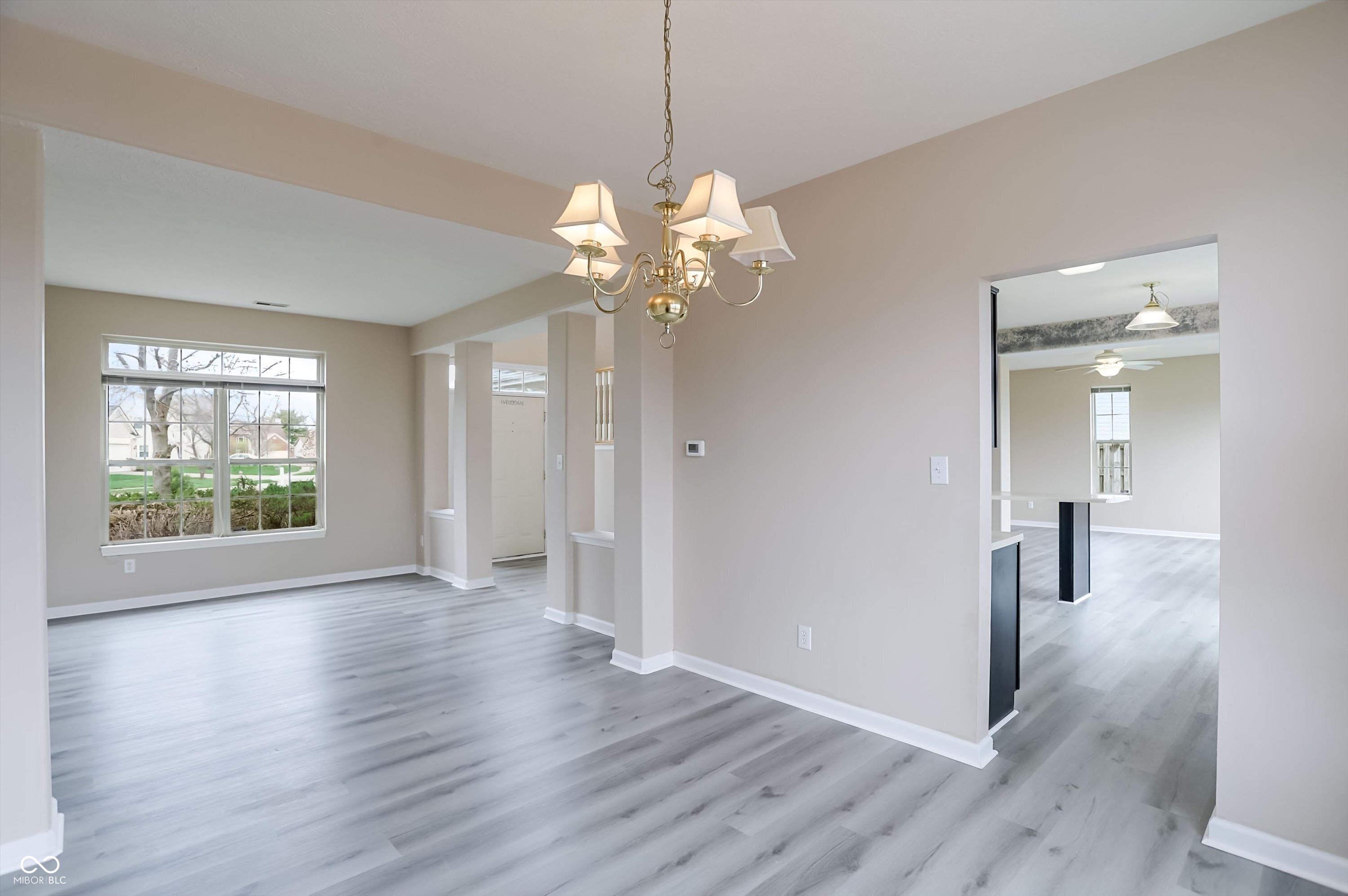 10611 Eric Court Fishers, IN 46037 - Photo 4 of 39