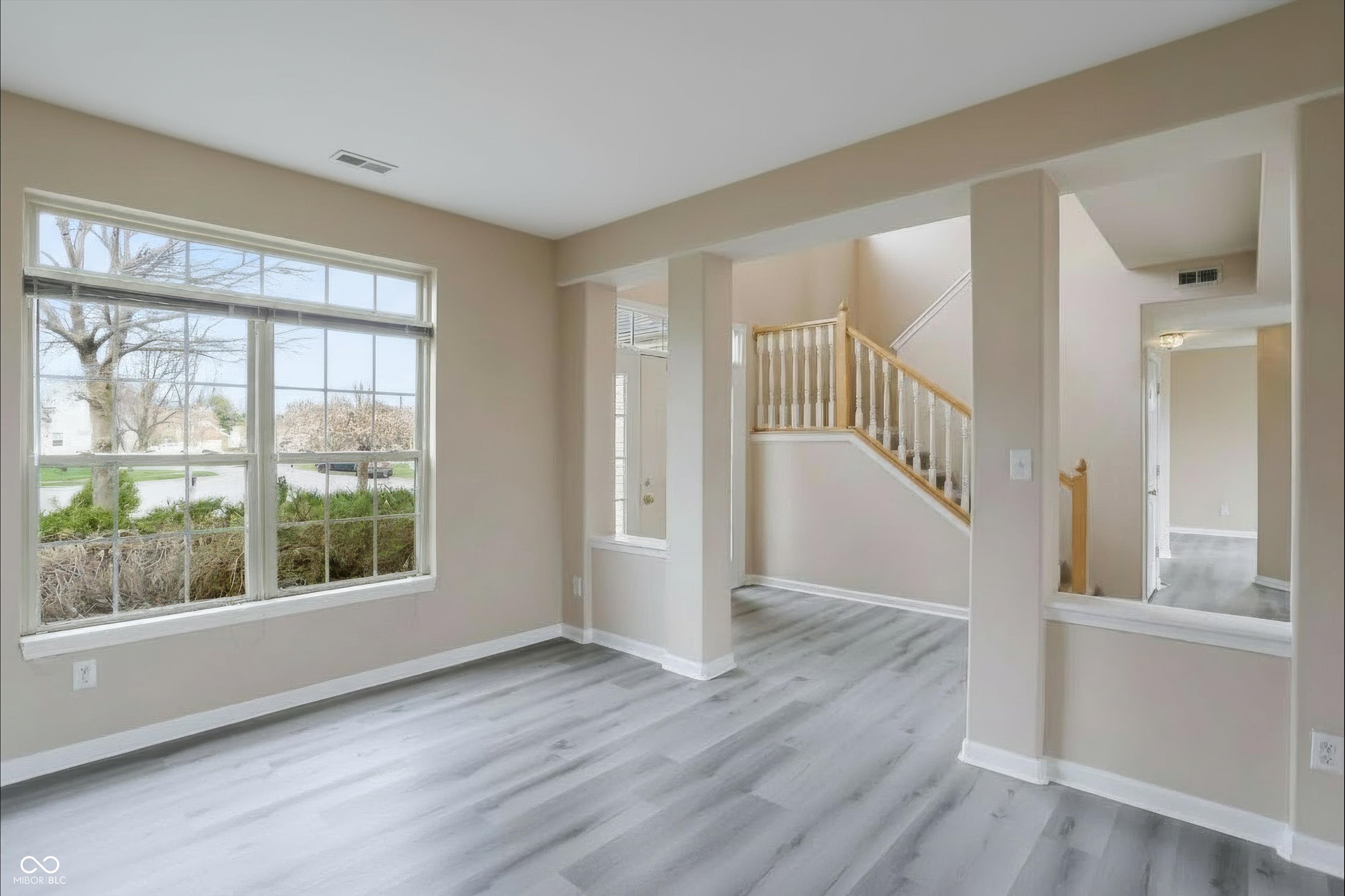 10611 Eric Court Fishers, IN 46037 - Photo 5 of 39