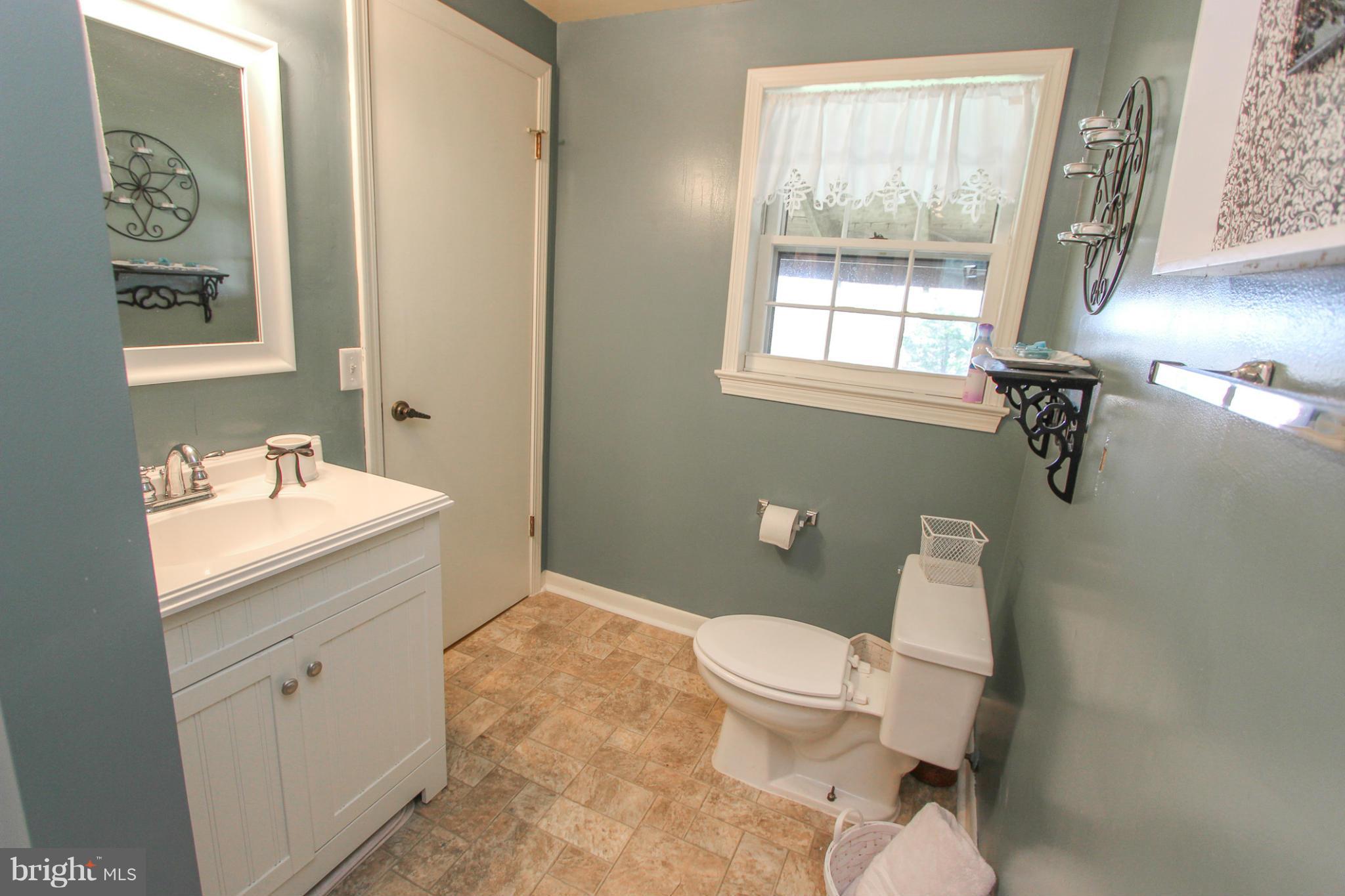 15032 Rolling Ridge Road Haymarket, VA 20169 - Photo 11 of 30 Bath