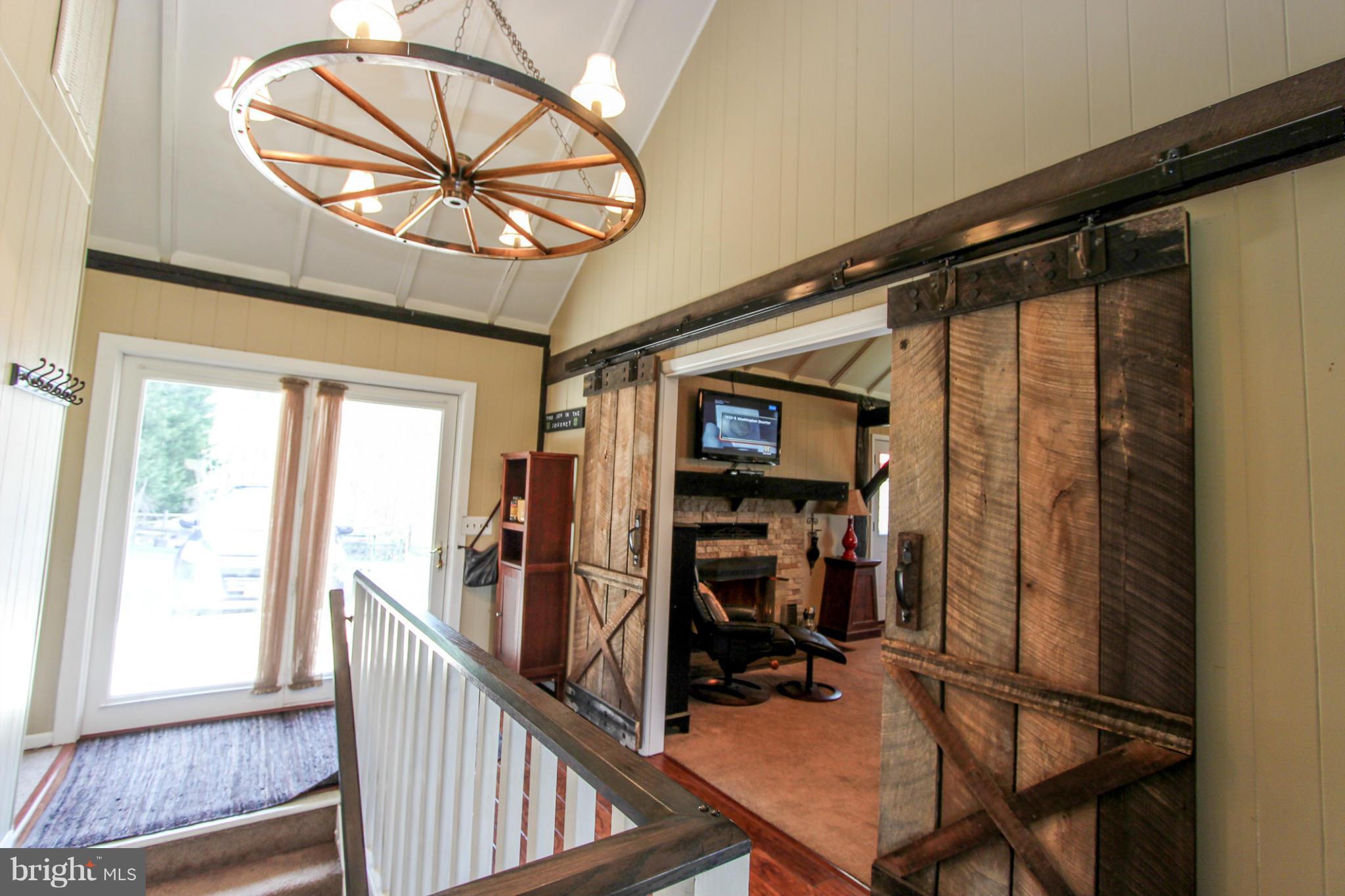 15032 Rolling Ridge Road Haymarket, VA 20169 - Photo 5 of 30 Interior (General)