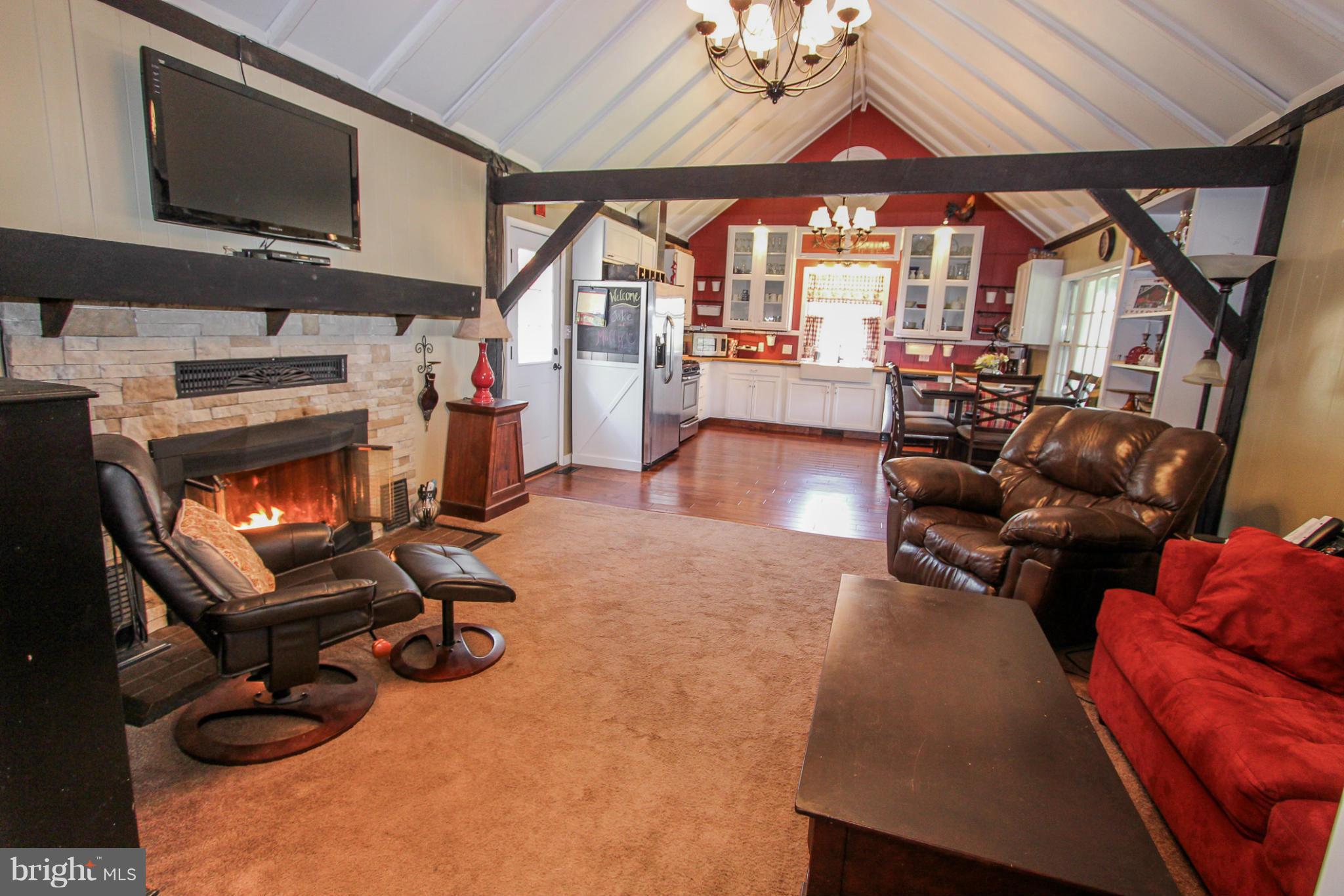 15032 Rolling Ridge Road Haymarket, VA 20169 - Photo 6 of 30 Living Room