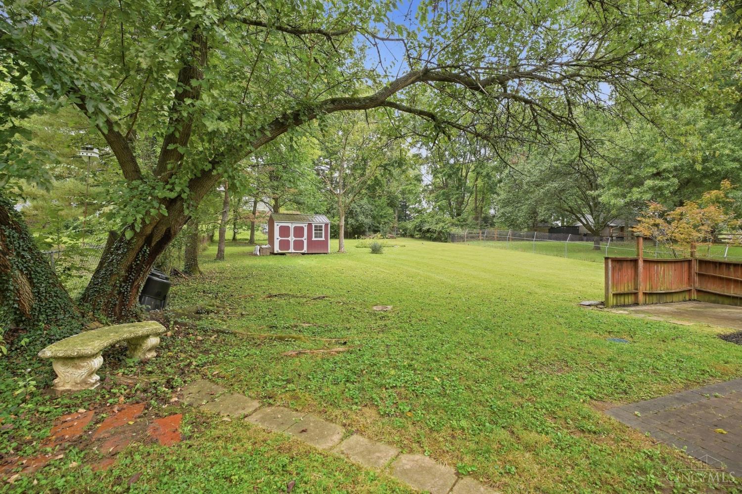 1037 Markley Road Cincinnati, OH 45230 - Photo 11 of 24 Gallery Image 11