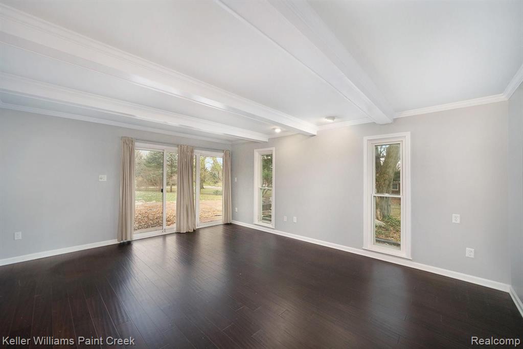 2511 West Avon Road Rochester Hills, MI 48309 - Photo 12 of 26