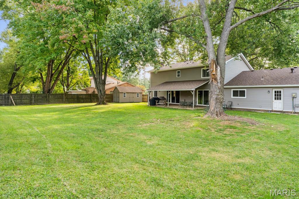 1010 North Smiley Street O'Fallon, IL 62269 - Photo 2 of 49