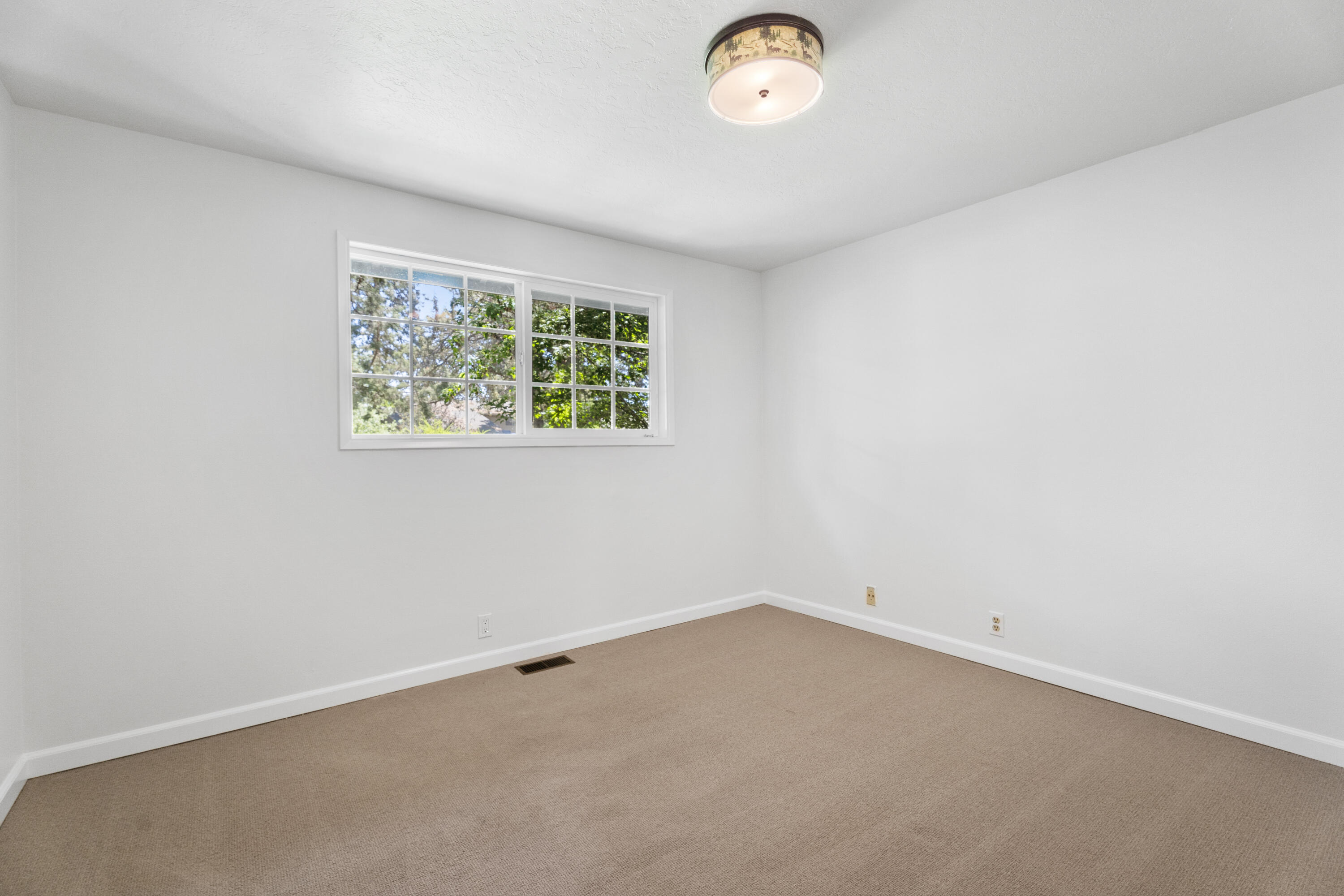 61157 Benham Road Bend, OR 97702 - Photo 29 of 46 29