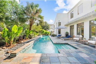 235 Malone Street Houston, TX 77007 - Photo 43 of 46 a view of a swimming pool with sitting area