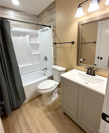 $1,450 | 1535 North Jackson Avenue, University City, MO 63130