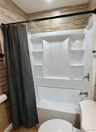 $1,450 | 1535 North Jackson Avenue, University City, MO 63130