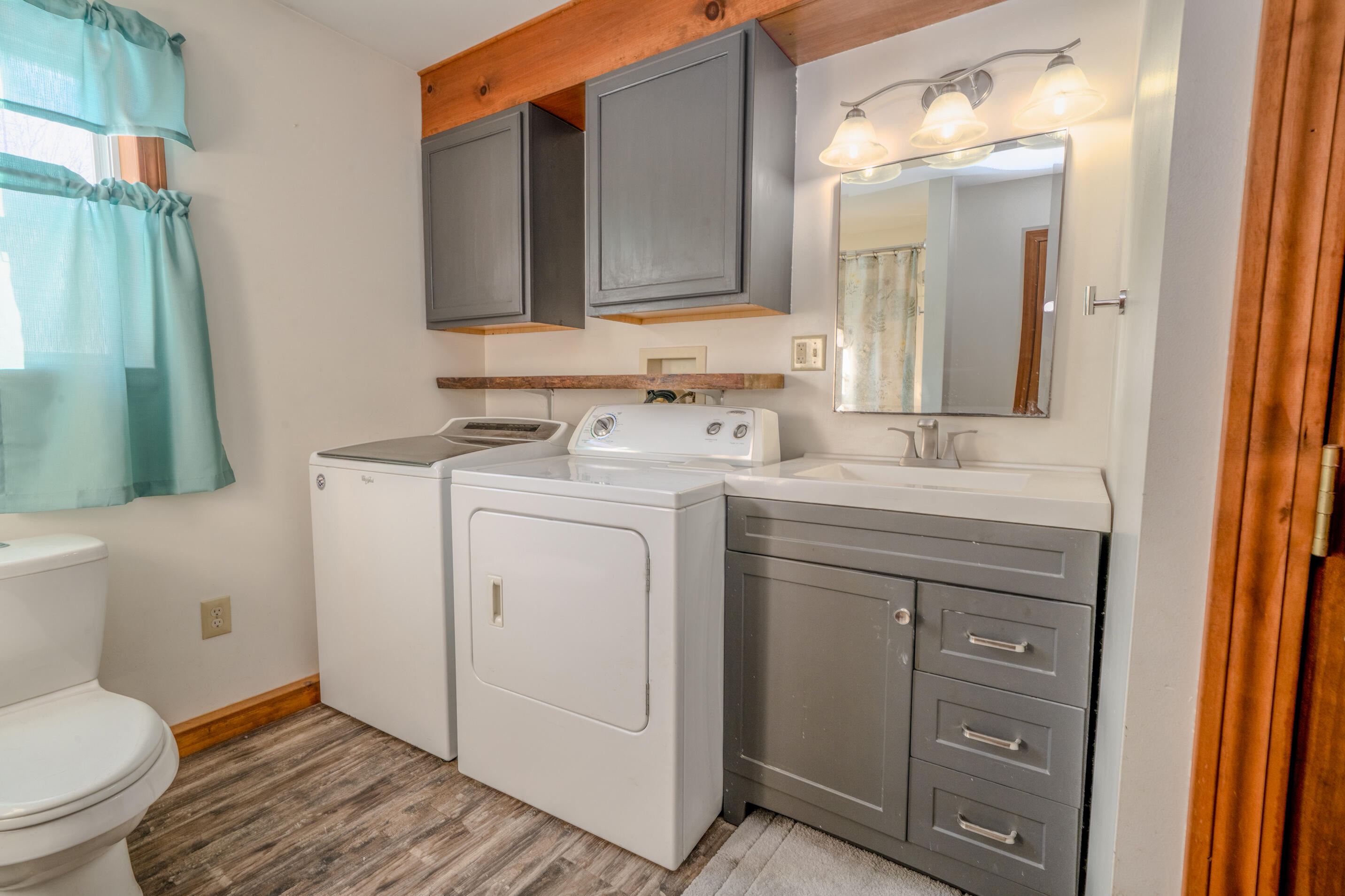 59 Rutland Road Troy, ME 04987 - Photo 13 of 37 Bathroom 1 with laundry