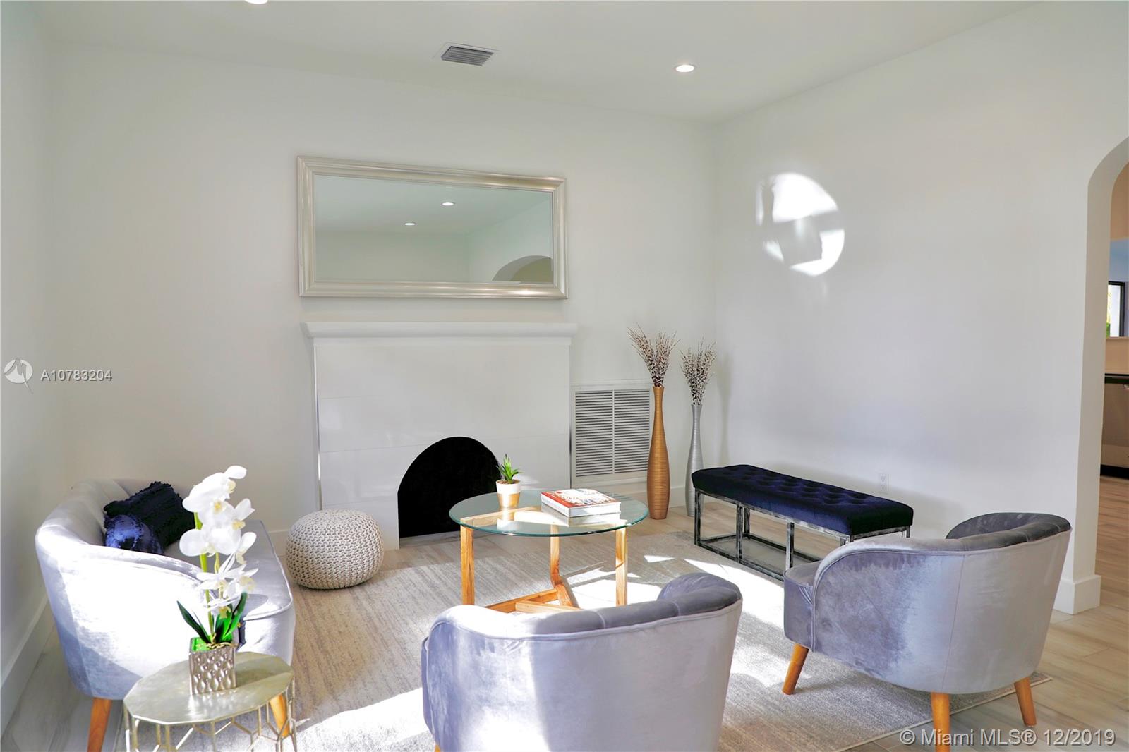 229 Southwest 23rd Road Miami, FL 33129 - Photo 22 of 23