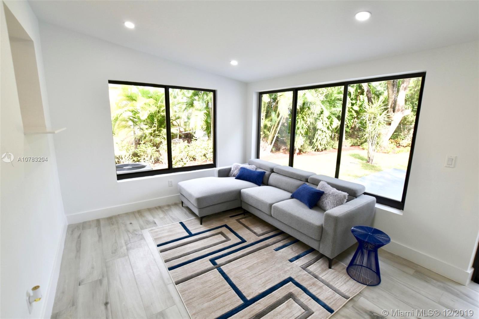 229 Southwest 23rd Road Miami, FL 33129 - Photo 8 of 23