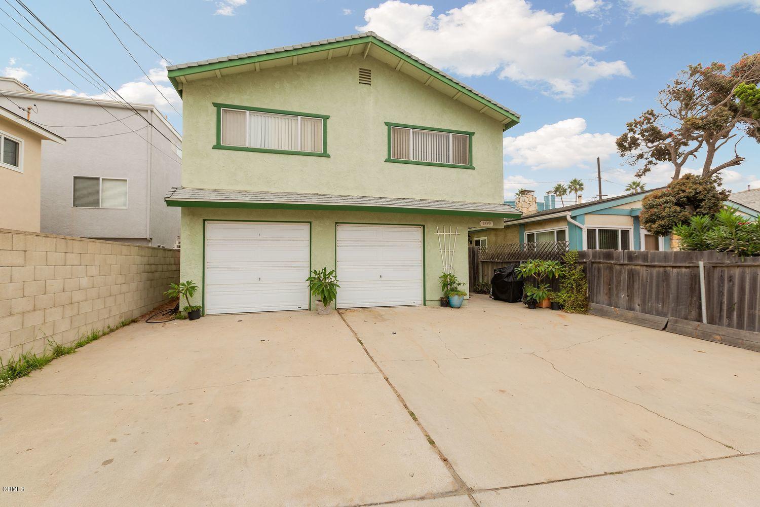 109 Tujunga Avenue Oxnard, CA 93035 - Photo 1 of 23 001_109-tujunga-avenue-oxnard-ca-usa-016