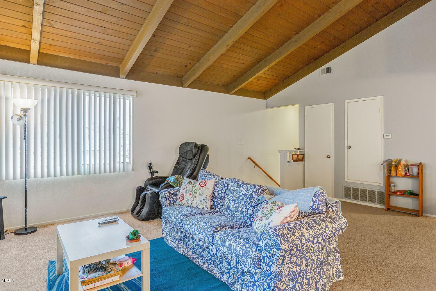 109 Tujunga Avenue Oxnard, CA 93035 - Photo 7 of 23 005_109-tujunga-avenue-oxnard-ca-usa-010