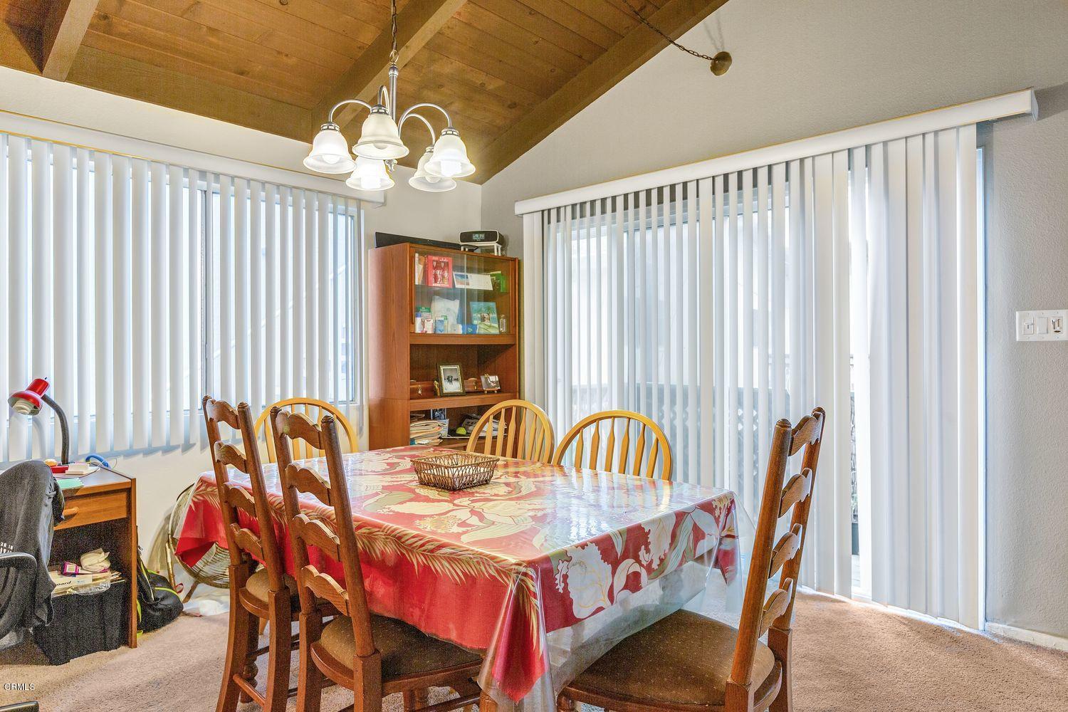 109 Tujunga Avenue Oxnard, CA 93035 - Photo 10 of 23 008_109-tujunga-avenue-oxnard-ca-usa-013