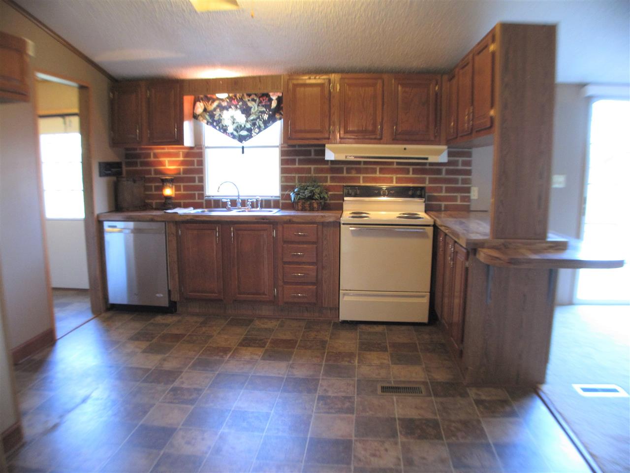 263 Falling Creek Road Spartanburg, SC 29301 - Photo 6 of 36 Gallery Image 6