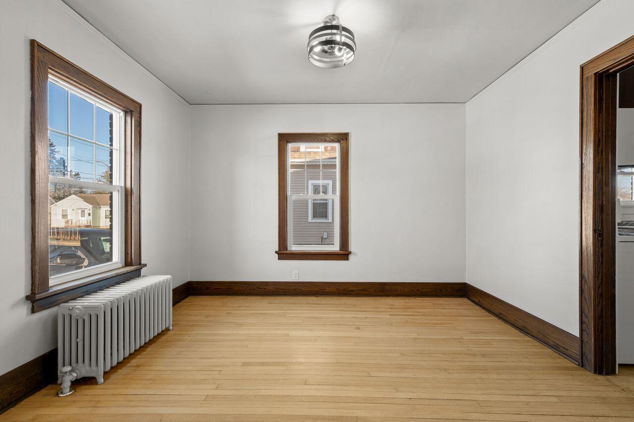 1415 Glenwood Street Two Rivers, WI 54241 - Photo 9 of 43 q-TEivNQ