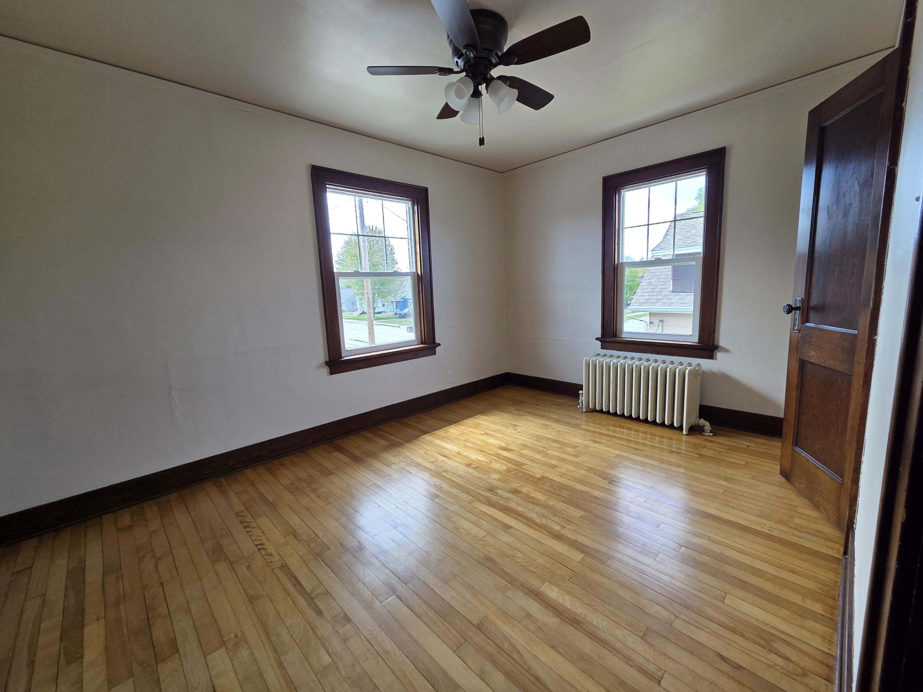 1415 Glenwood Street Two Rivers, WI 54241 - Photo 23 of 43 20250527_151005