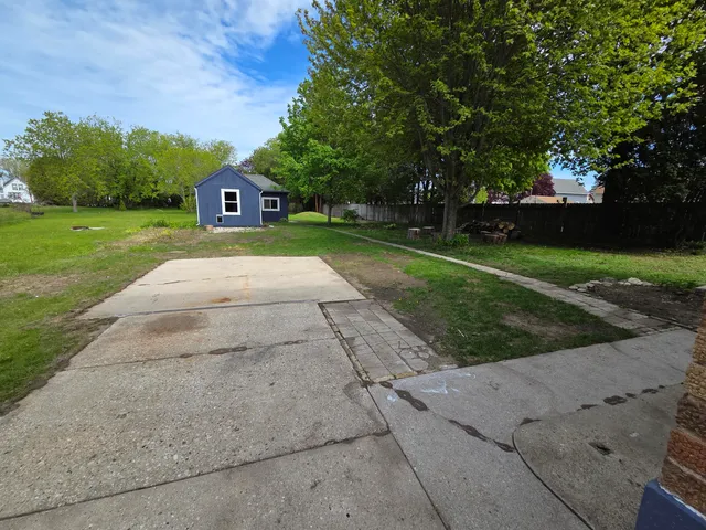 $239,000 | 1415 Glenwood Street, Two Rivers, WI 54241