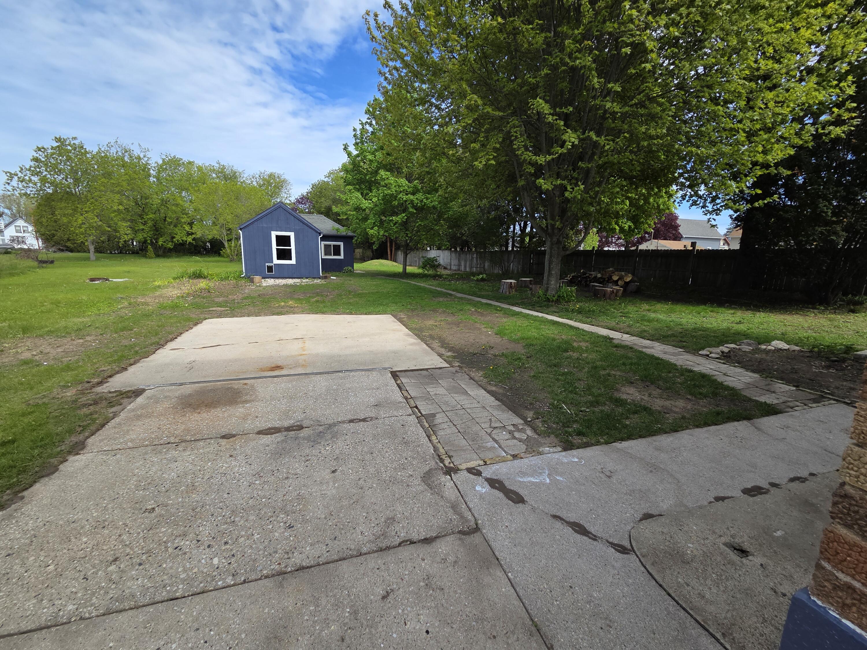 1415 Glenwood Street Two Rivers, WI 54241 - Photo 32 of 43 20250527_145957