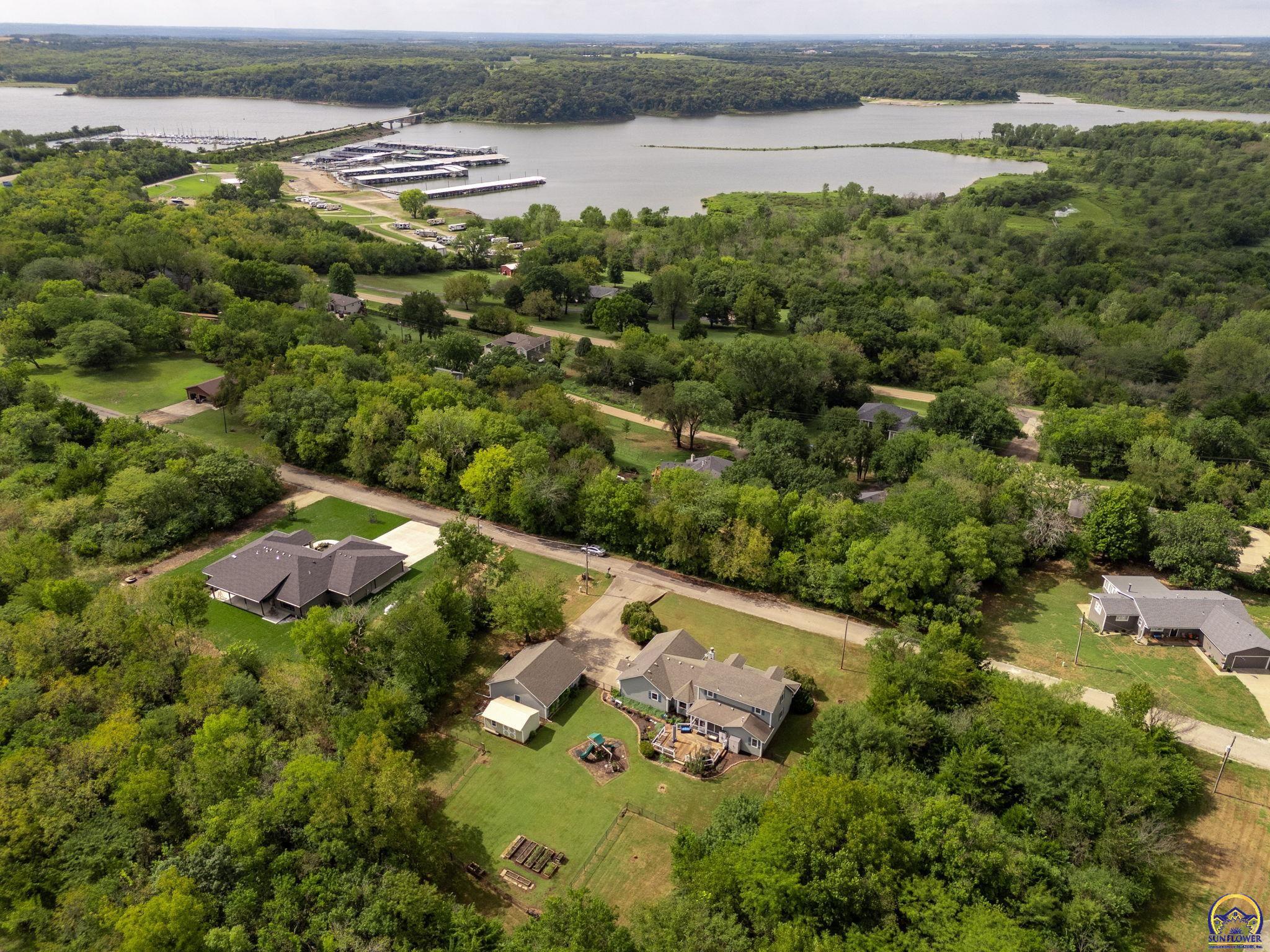 6288 Ridgeview Drive Ozawkie, KS 66070 - Photo 8 of 69 Gallery Image 8