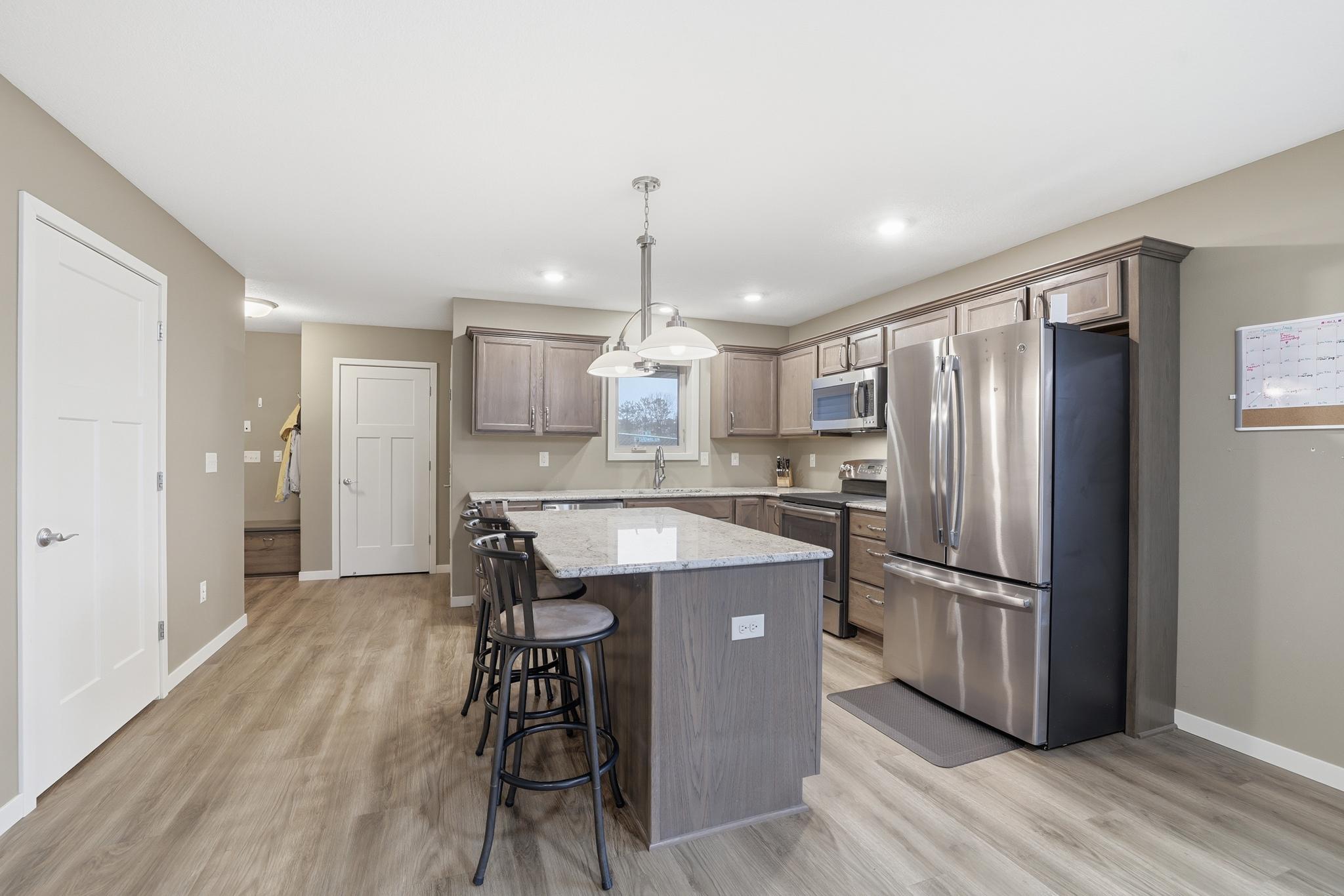 415 Cardinal Street Mora, MN 55051 - Photo 11 of 28