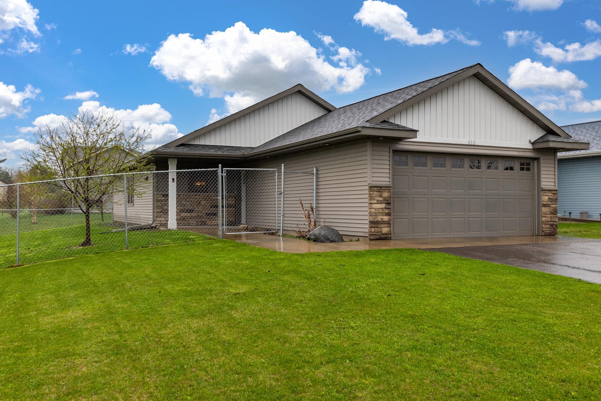 415 Cardinal Street Mora, MN 55051 - Photo 2 of 28