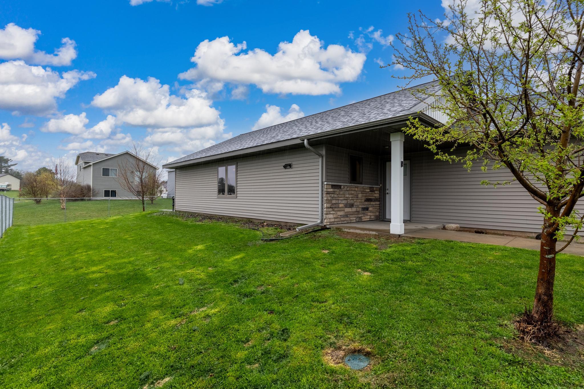415 Cardinal Street Mora, MN 55051 - Photo 4 of 28