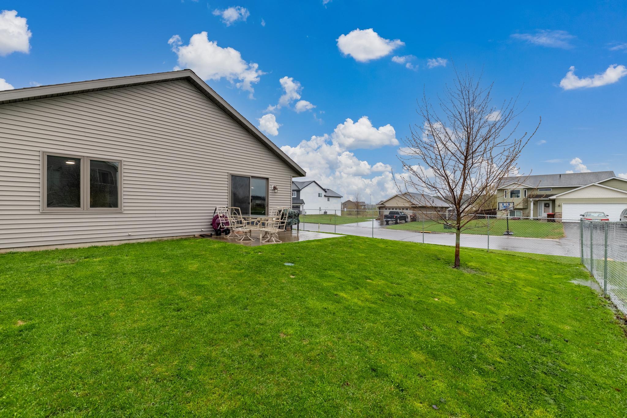 415 Cardinal Street Mora, MN 55051 - Photo 7 of 28