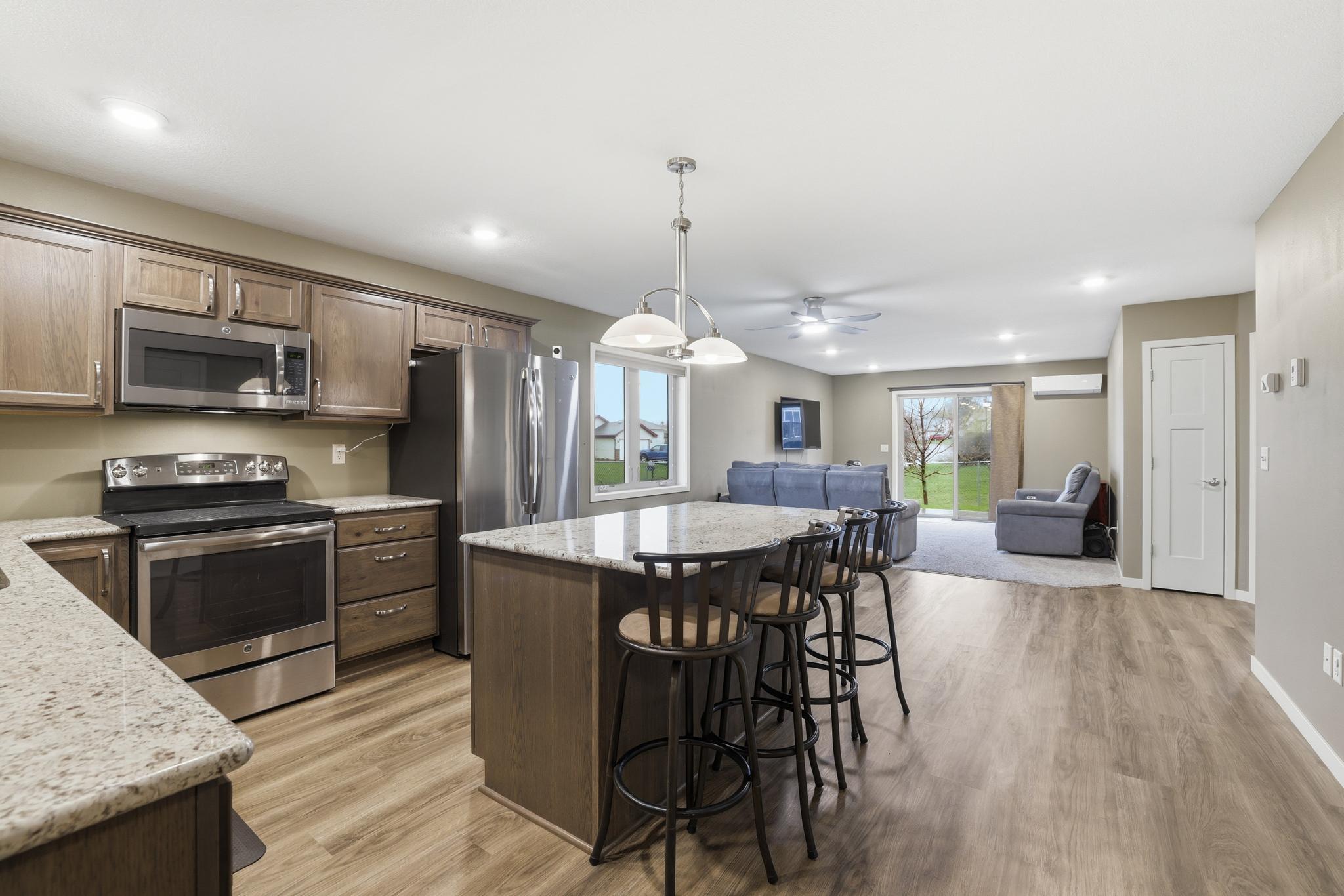 415 Cardinal Street Mora, MN 55051 - Photo 8 of 28