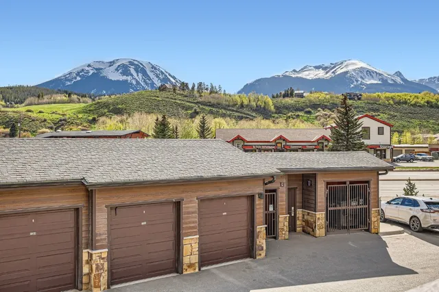 $629,000 | 1090 Blue River Parkway, Unit 204, Silverthorne, CO 80498