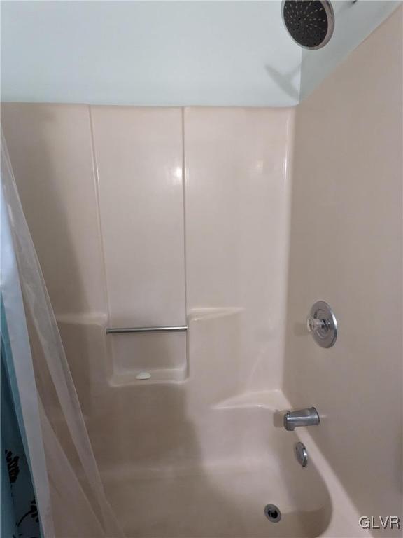 4422 Ammon Way Whitehall, PA 18052 - Photo 29 of 30 a bathroom with a bathtub