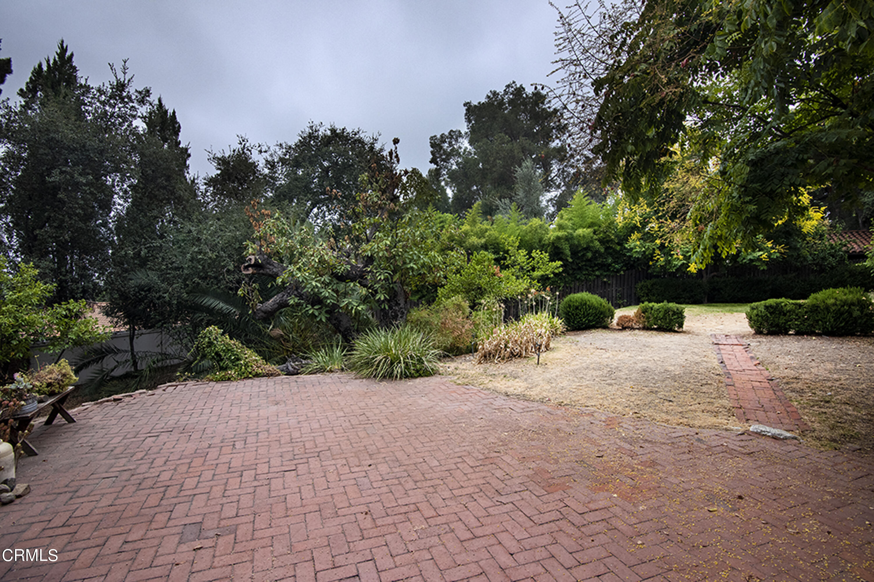 2888 Reposa Lane Altadena, CA 91001 - Photo 55 of 60 a view of a backyard of a house