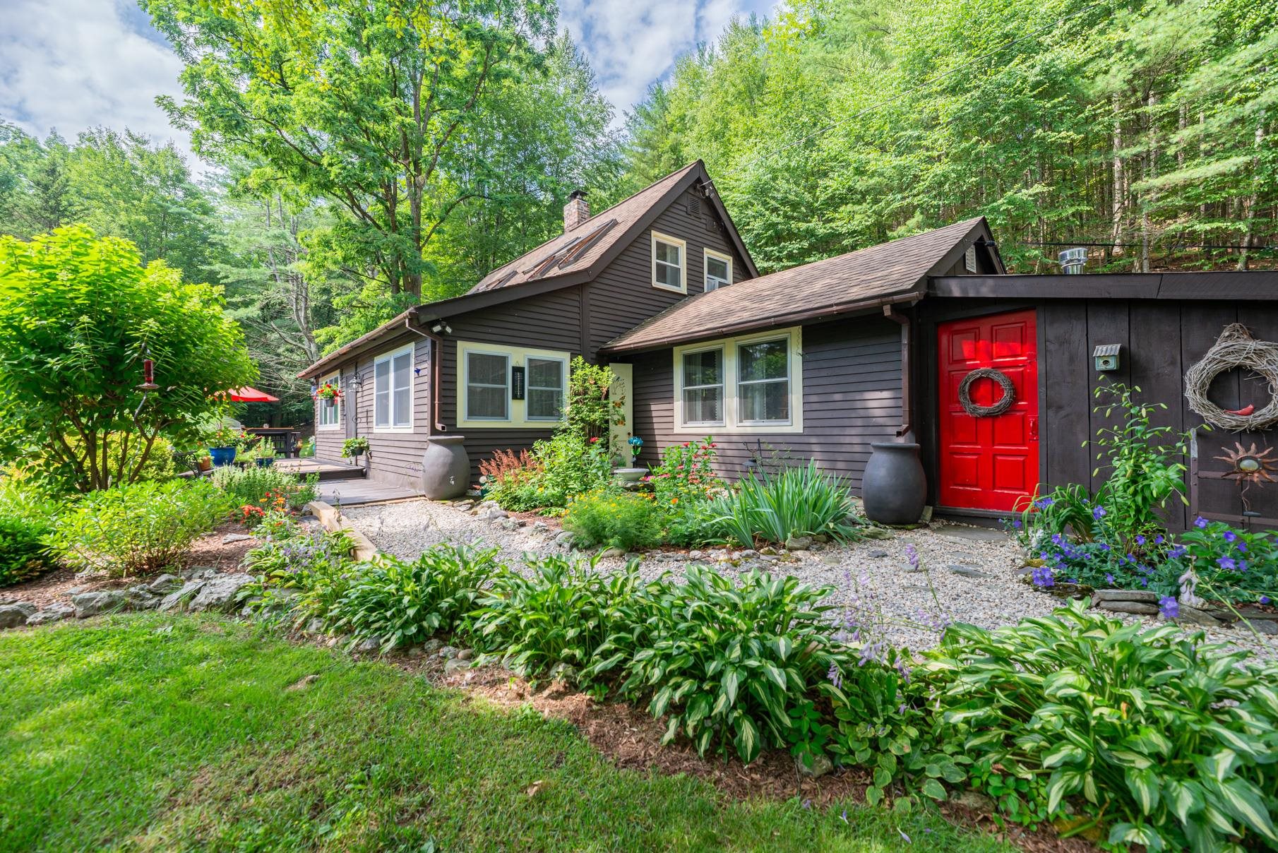 231 Tudor Road Sandgate, VT 05250 - Photo 1 of 47 Gallery Image 1