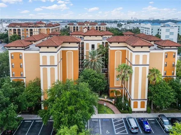 $200,000 | 12539 Floridays Resort Drive, Unit 305D, Orlando, FL 32821