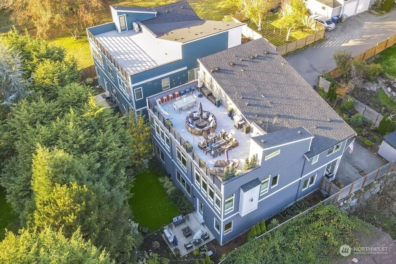 521 Southwest 3rd Place Renton, WA 98057 - Photo 32 of 32 an aerial view of a house