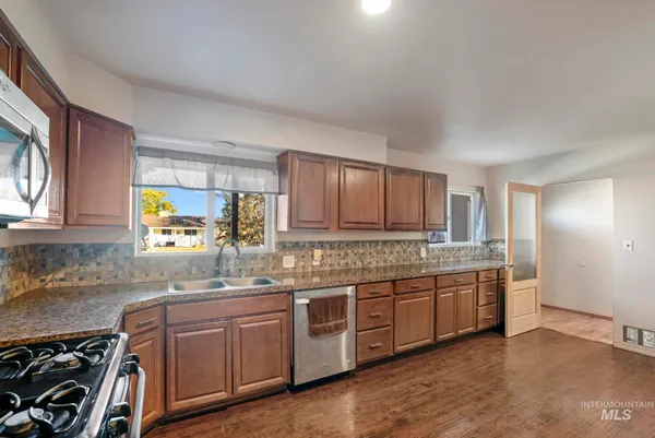 $374,900 | 1360 Lawndale Drive, Twin Falls, ID 83301
