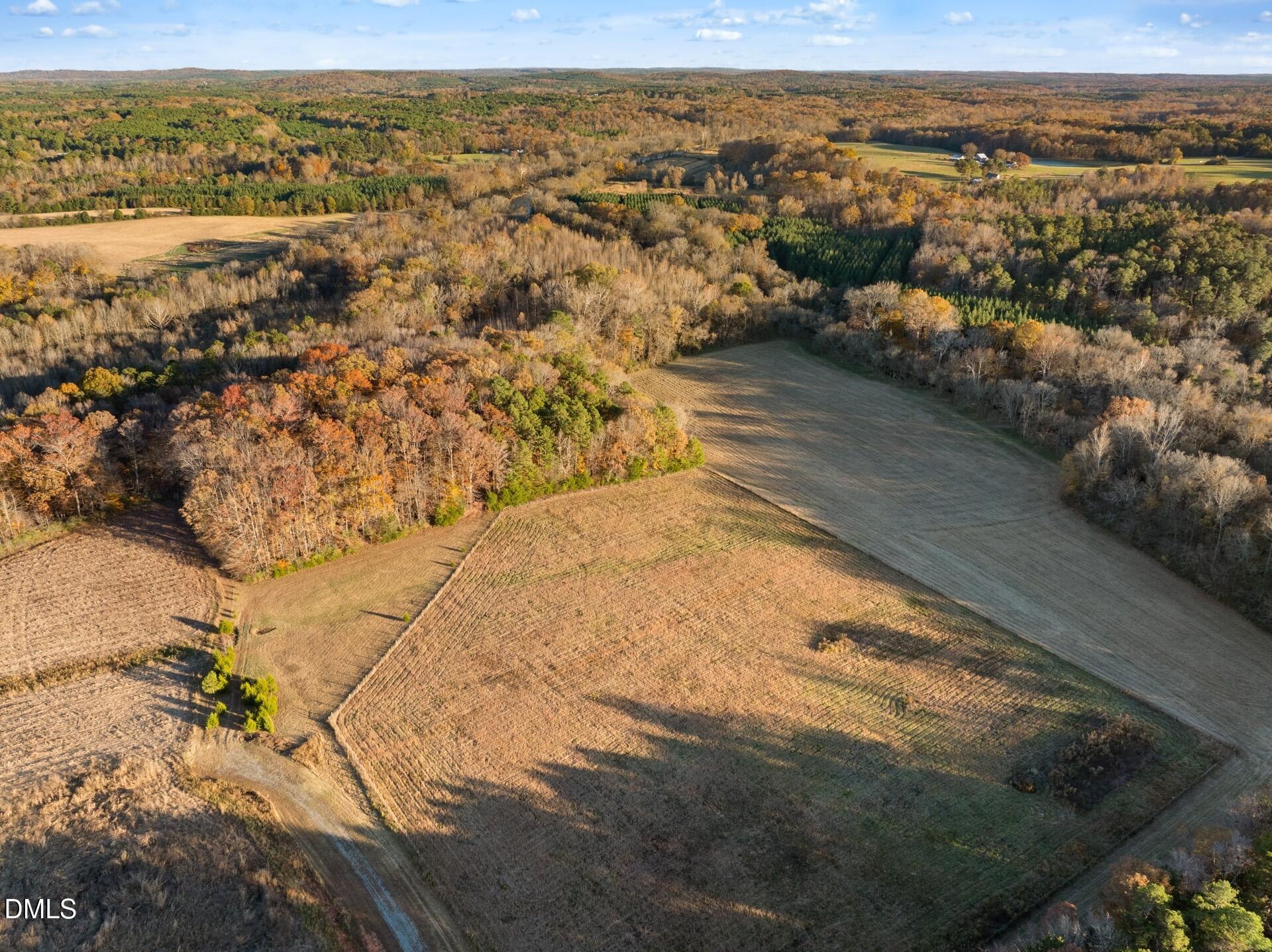 6061 River Run Trail Graham, NC 27253 - Photo 62 of 71 a view of city and ocean