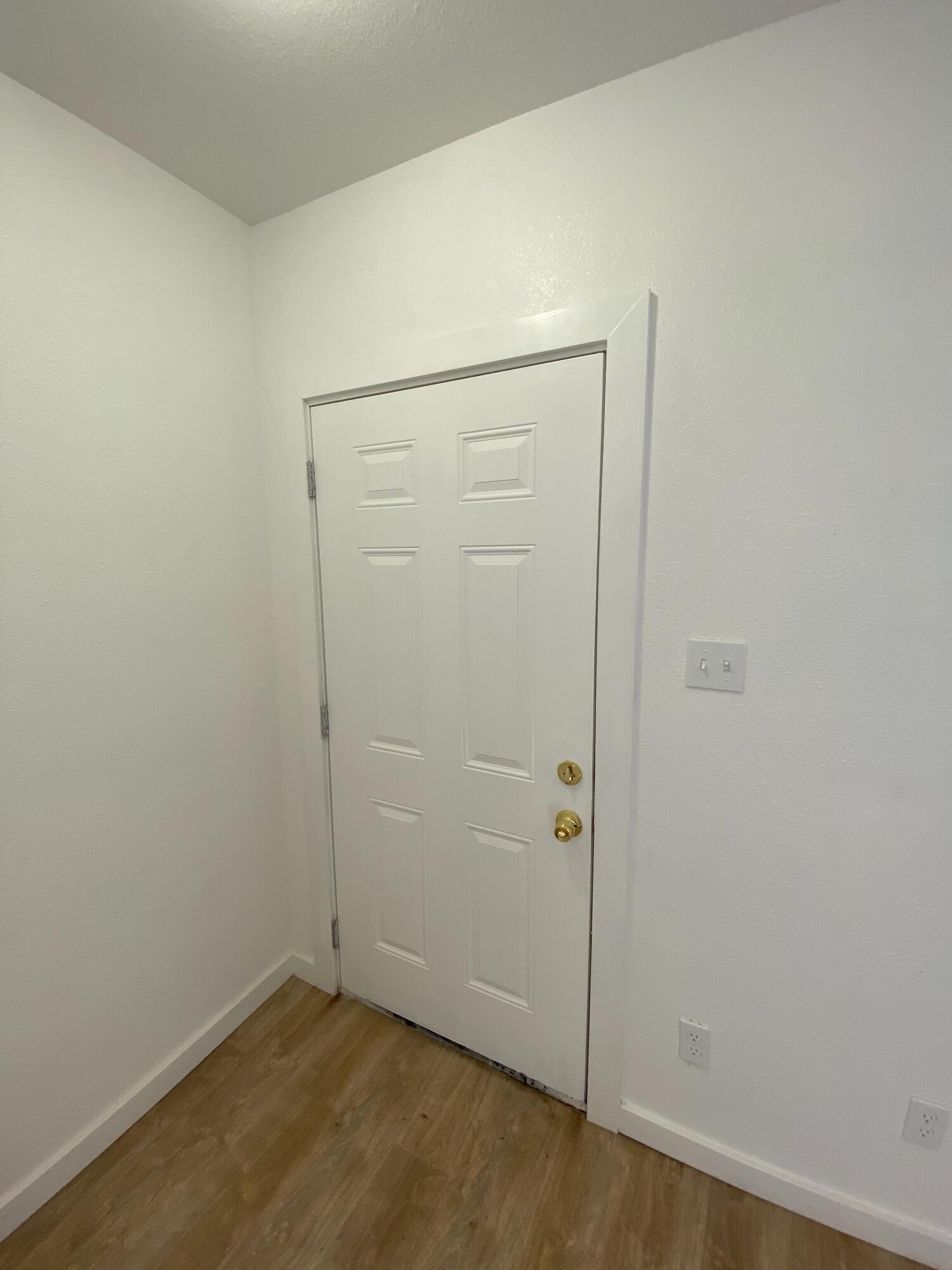 2017 17th Street, Unit REAR Lubbock, TX 79401 - Photo 2 of 9 original