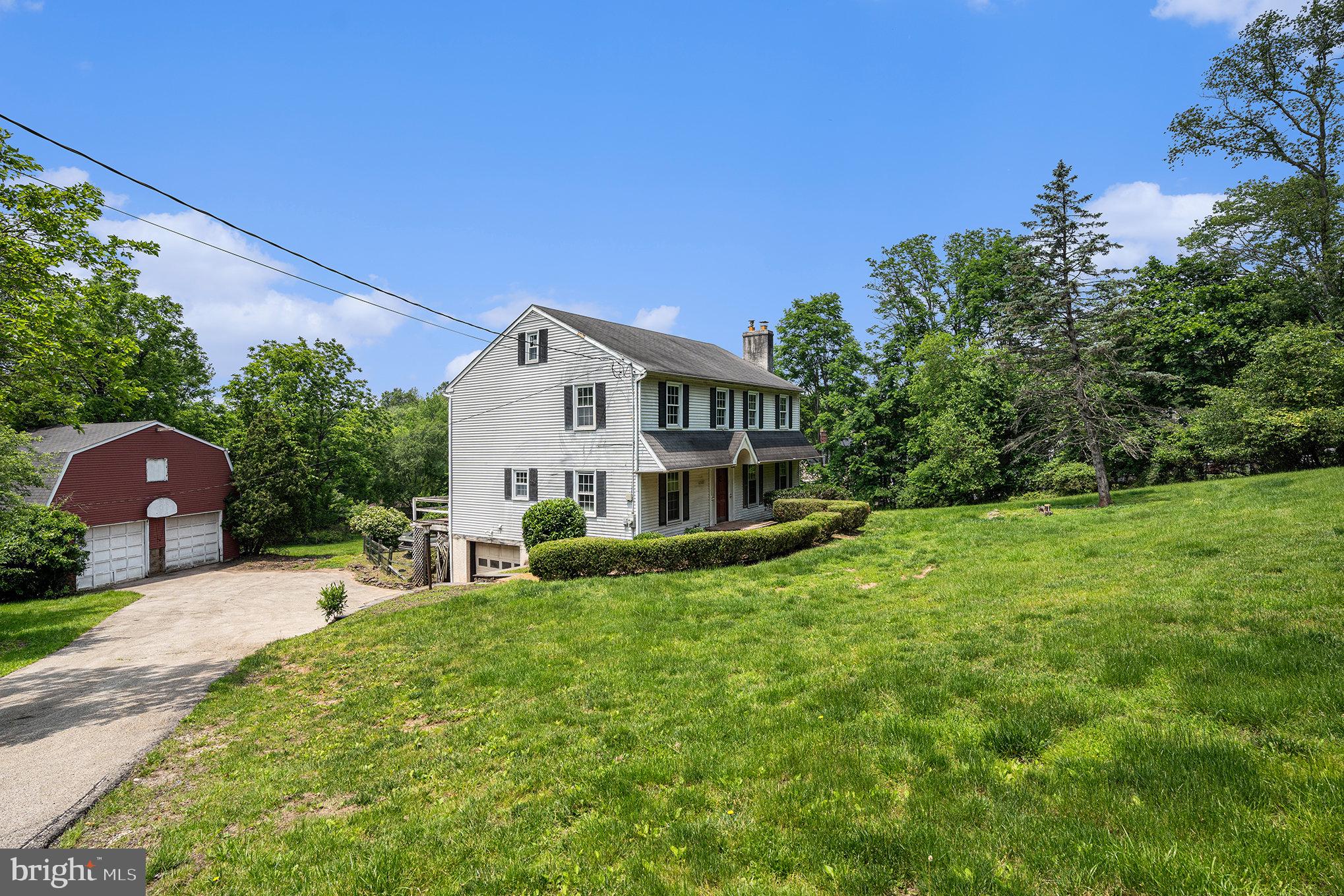1426 Mundock Road Dresher, PA 19025 - Photo 4 of 40 Gallery Image 4