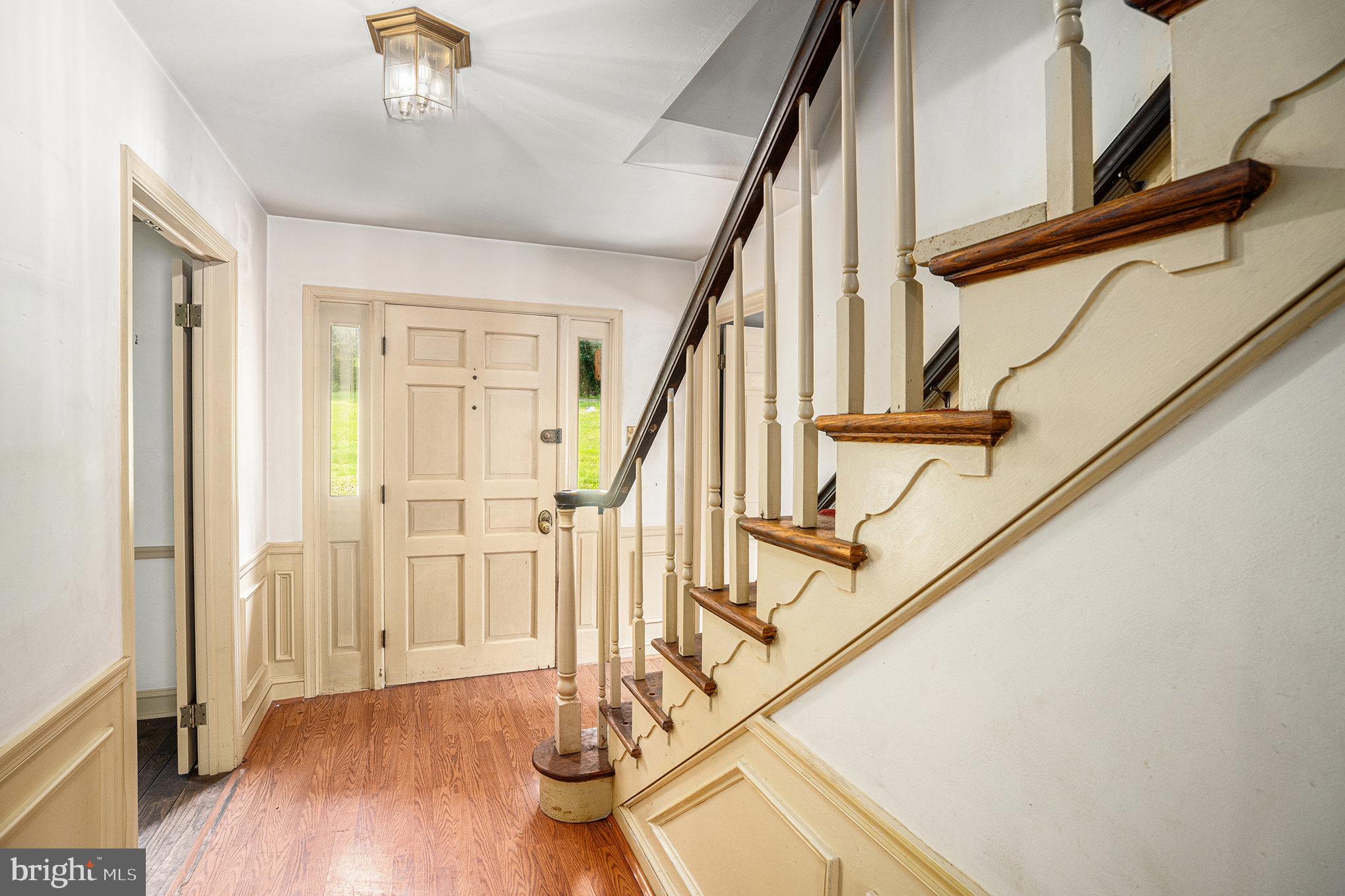 1426 Mundock Road Dresher, PA 19025 - Photo 5 of 40 Gallery Image 5