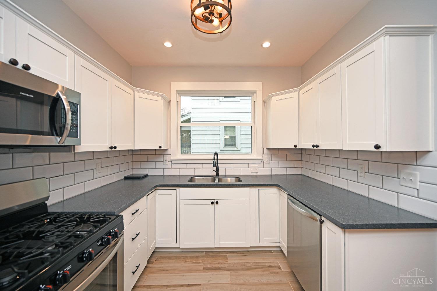 6223 Roe Street Cincinnati, OH 45227 - Photo 17 of 43 Gallery Image 17