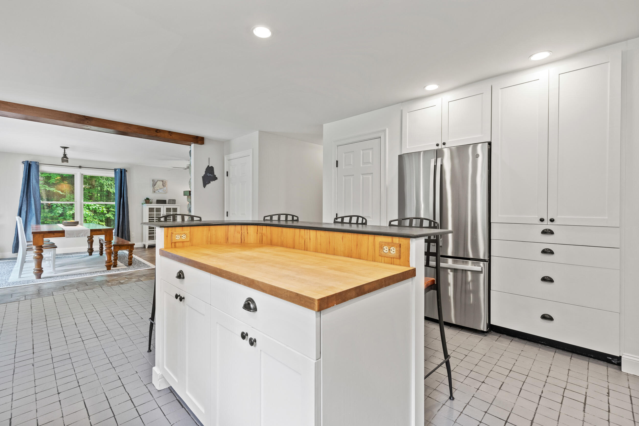 124 Cottage Road Gray, ME 04039 - Photo 10 of 49 124 cottage rd, gray-019