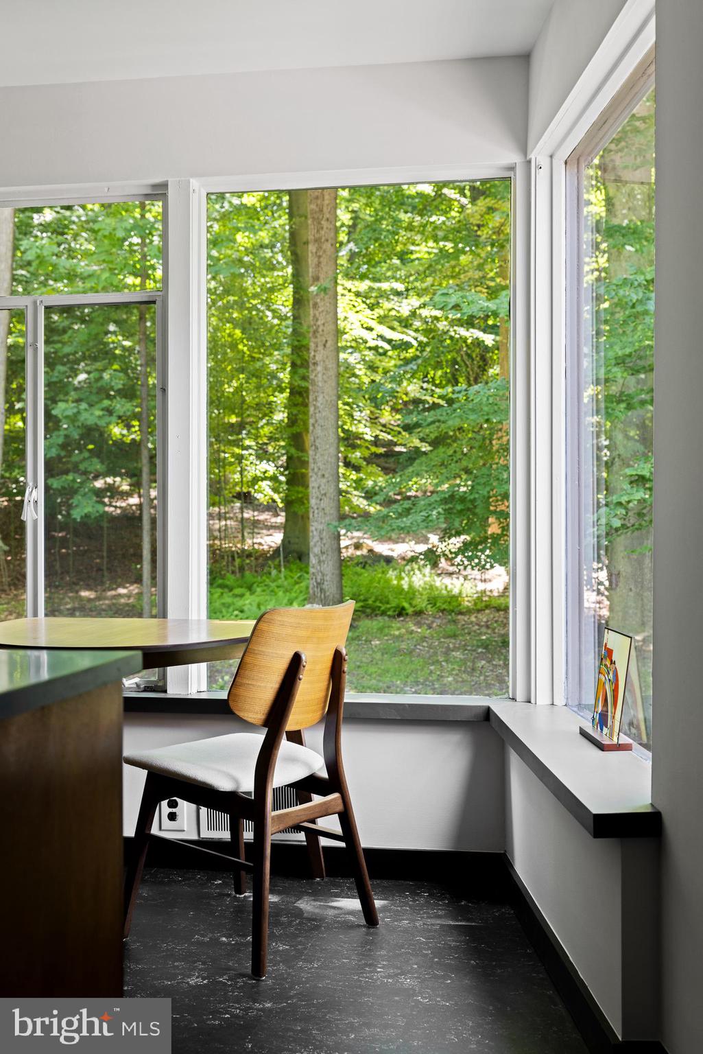 2435 Edge Hill Road Huntingdon Valley, PA 19006 - Photo 31 of 102