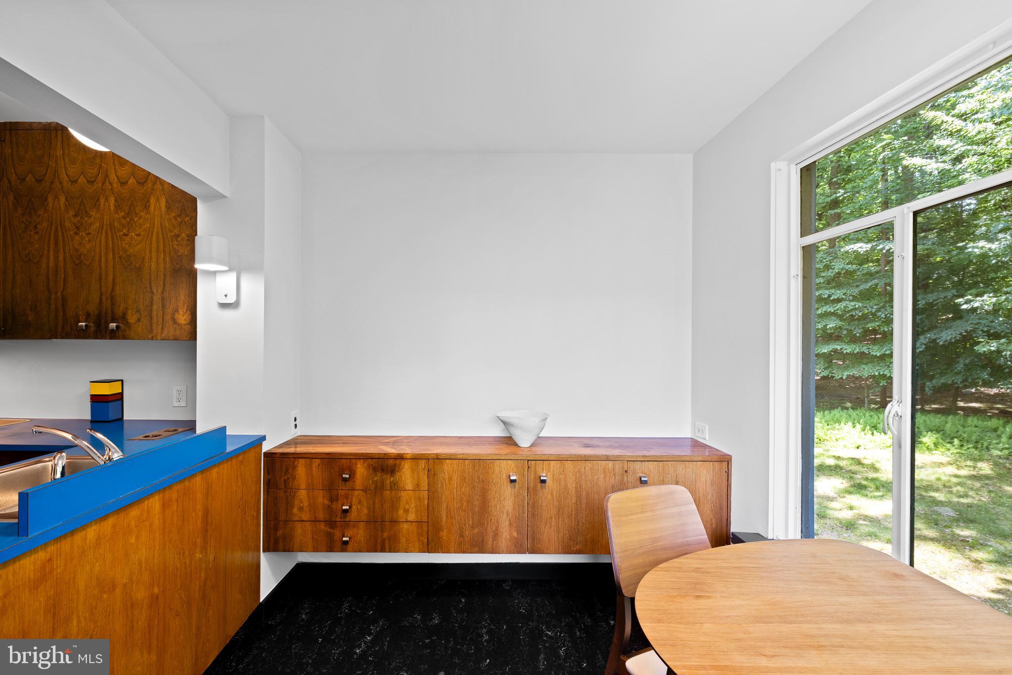 2435 Edge Hill Road Huntingdon Valley, PA 19006 - Photo 32 of 102