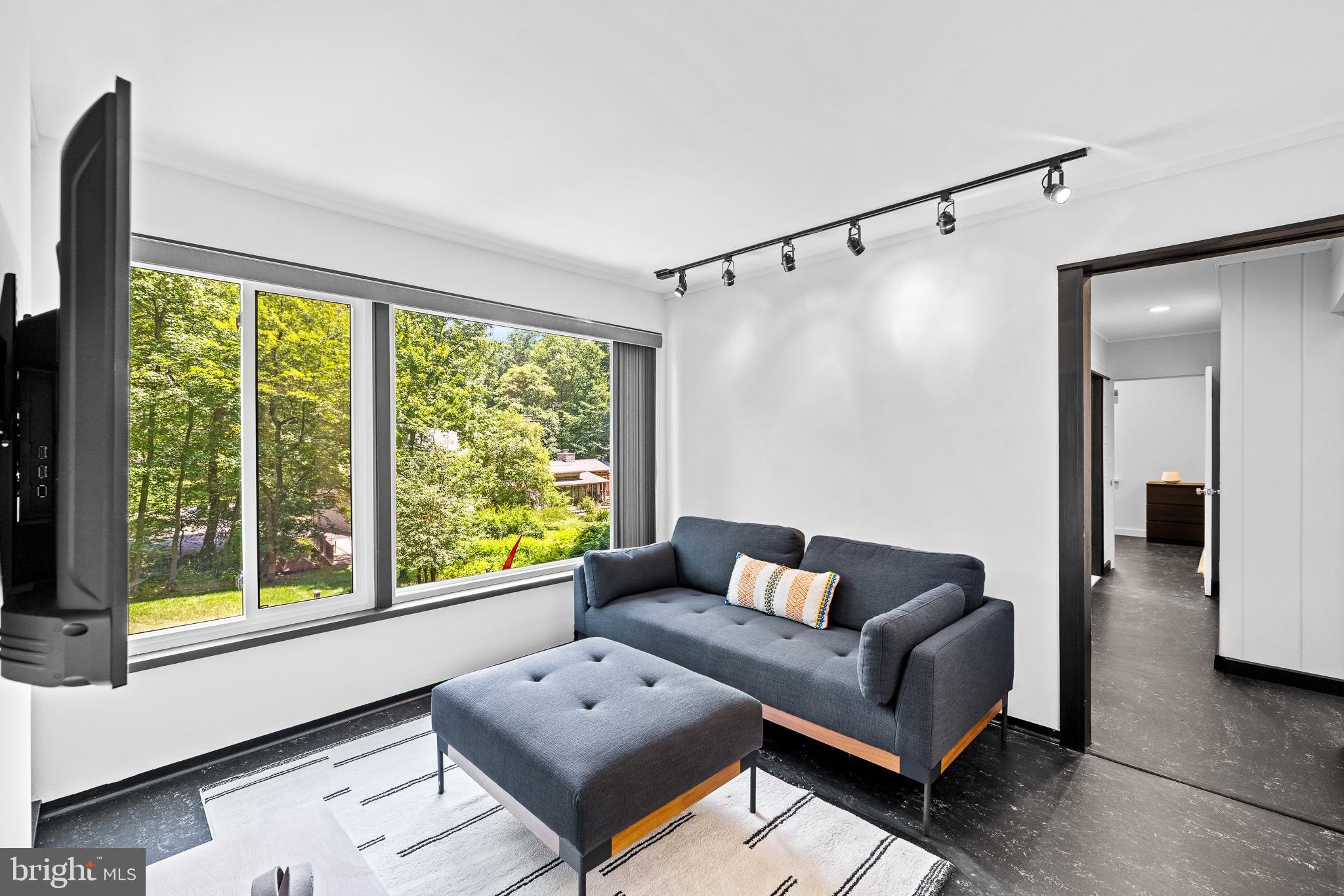 2435 Edge Hill Road Huntingdon Valley, PA 19006 - Photo 46 of 102